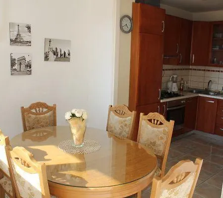 Jurac Apartment *